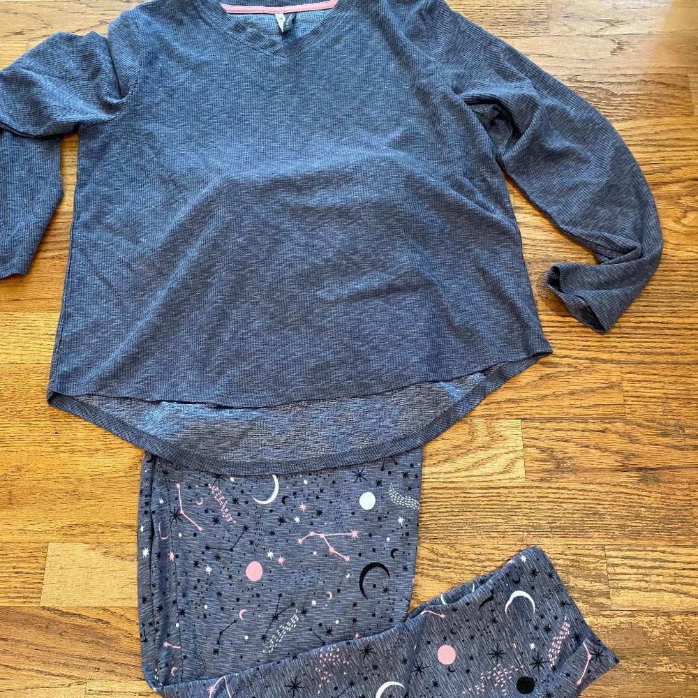 Women's Gray and Pink Lounge Wear - NWOT